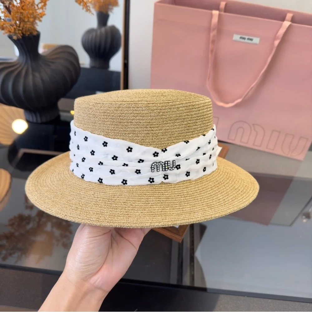 🤎 Miu Miu Straw Boater – Natural w/ White Floral Band & Crystal Logo | NWT - Picture 4 of 8